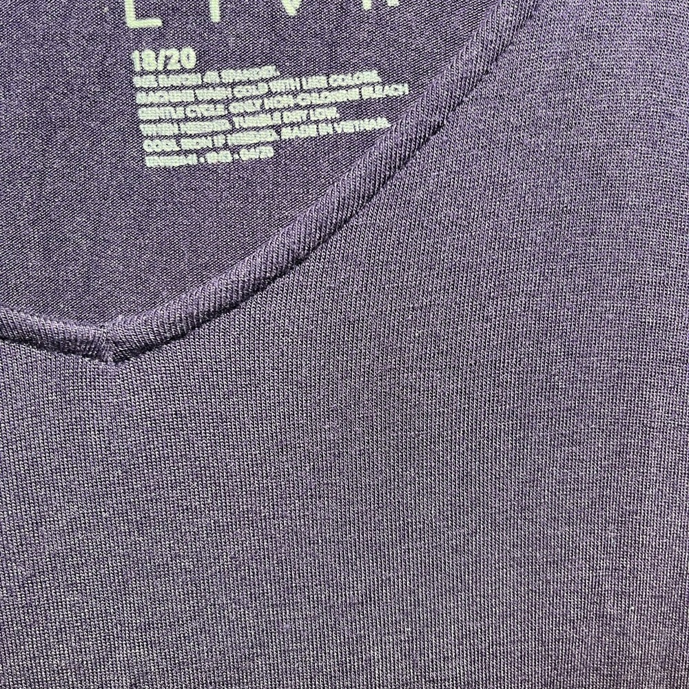 Purple - Picture 2 of 5